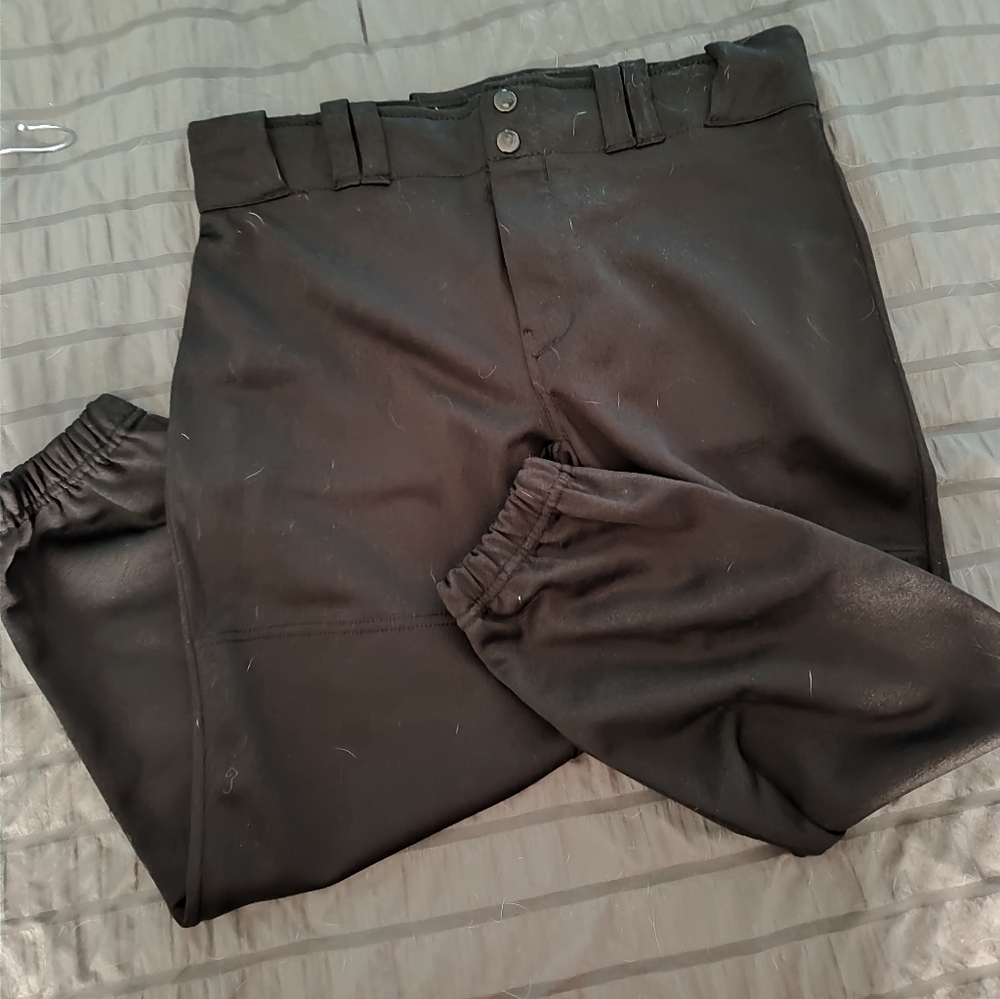 Champro Sports Black Softball Pants. Size Medium 2 Button And Zipper Closure